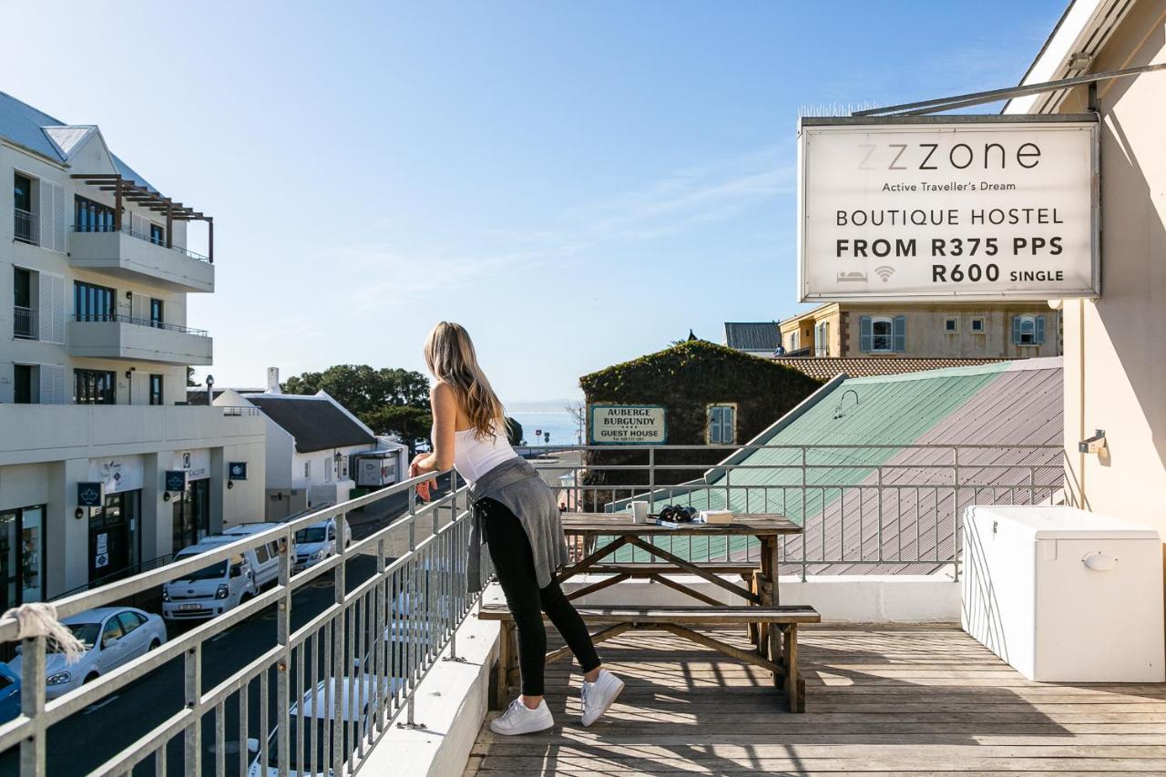 הרמנוס Zzzone Boutique Hostel מראה חיצוני תמונה