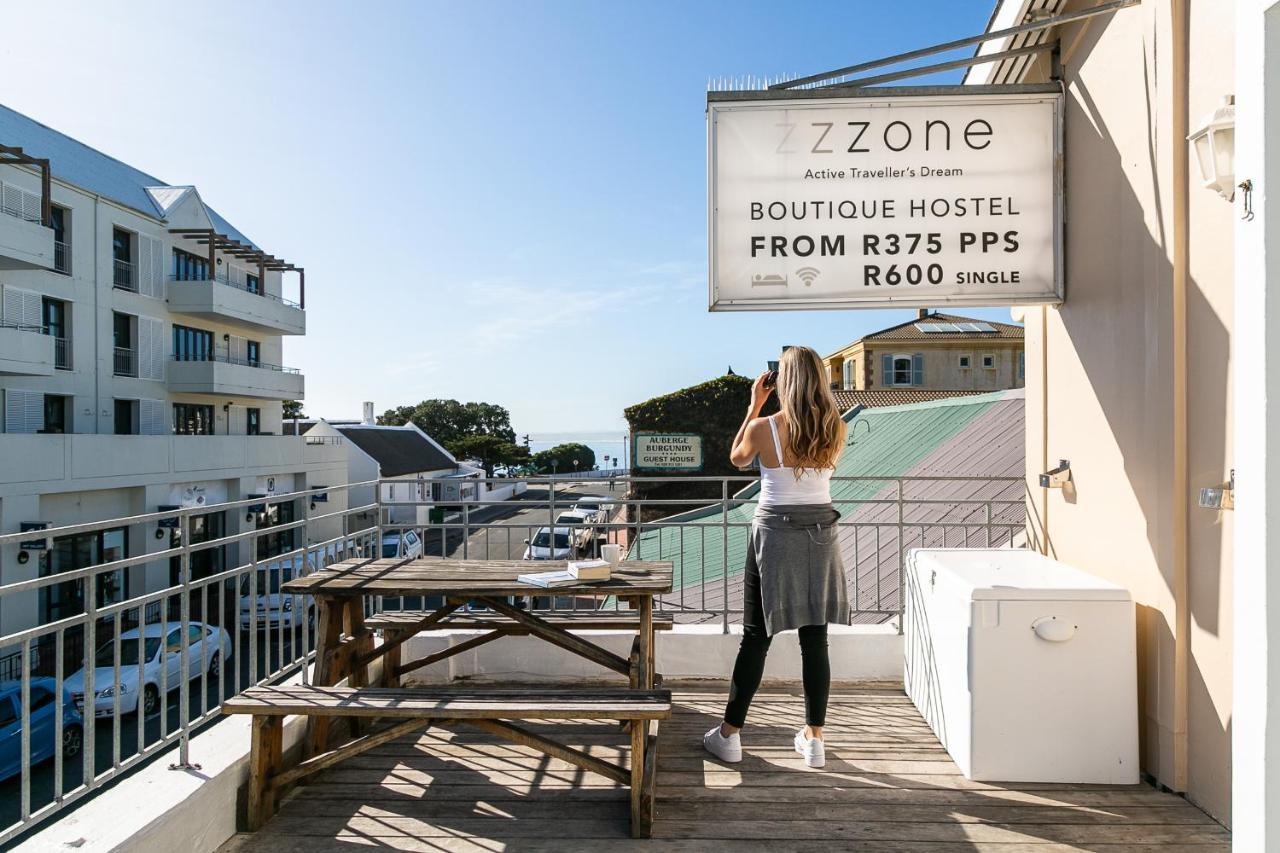 הרמנוס Zzzone Boutique Hostel מראה חיצוני תמונה