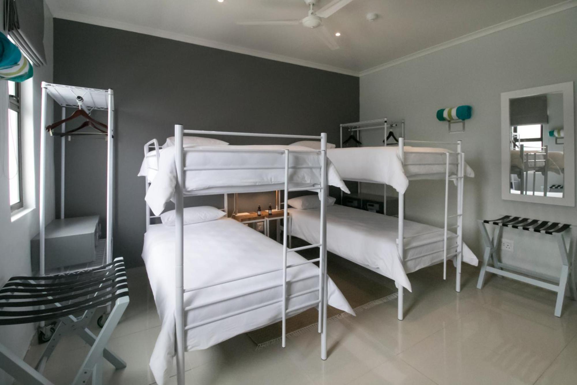 הרמנוס Zzzone Boutique Hostel מראה חיצוני תמונה